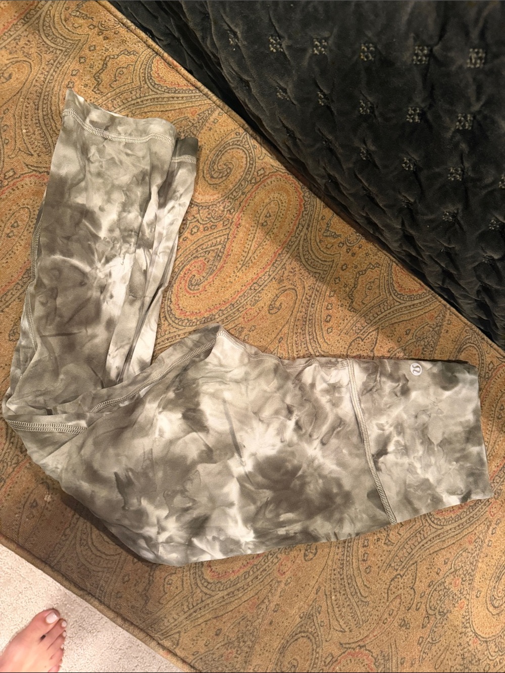 Women’s Tie-Dye Green Leggings - Brand: Unknown
